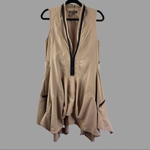 Unique dress w/zipper detail